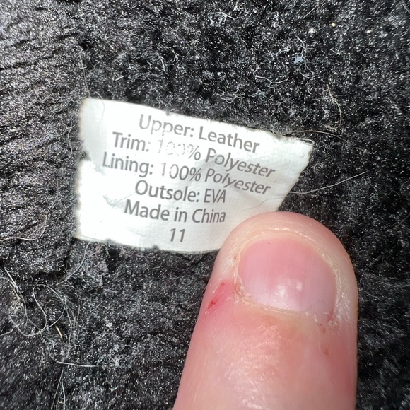 NukNuuk Leather Slippers - Picture 7 of 8